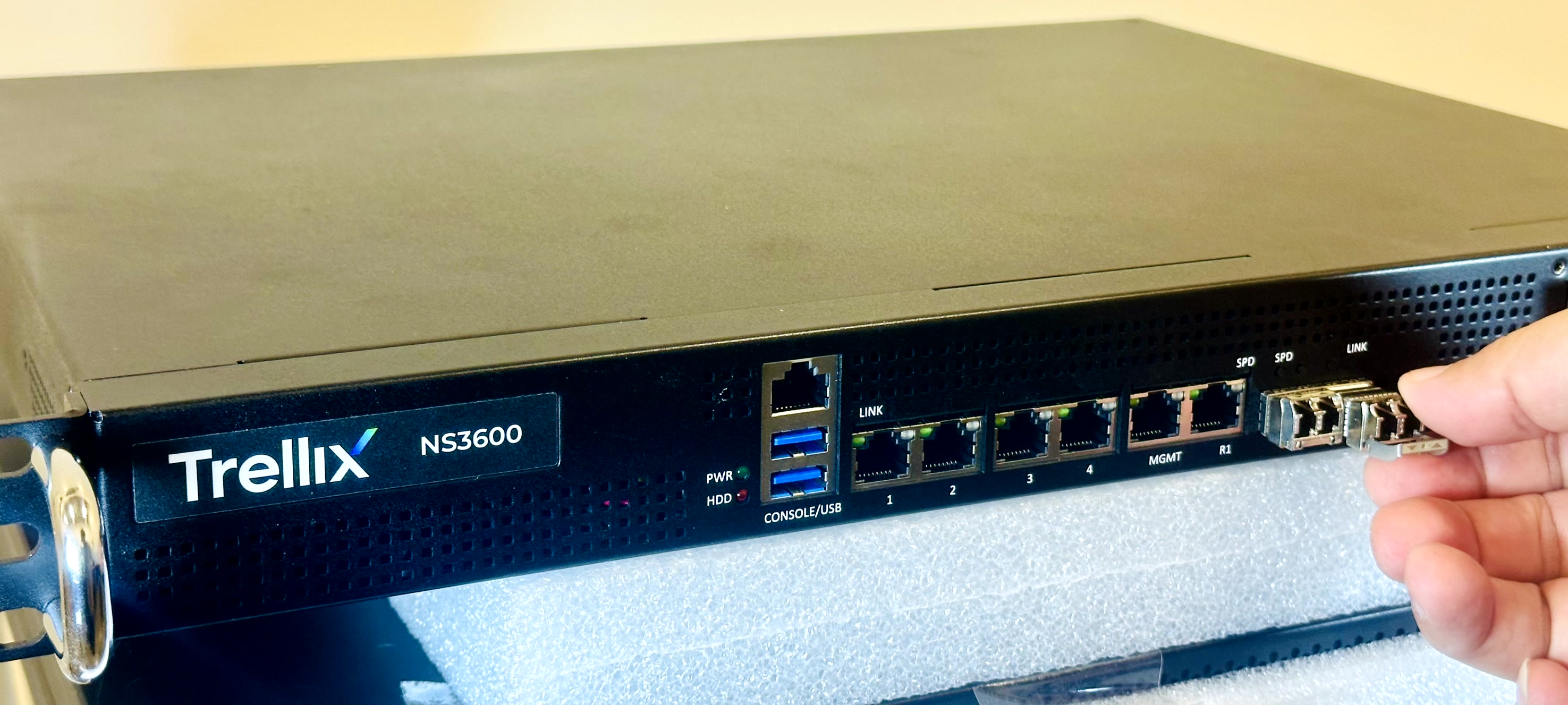 Install a transceiver module
