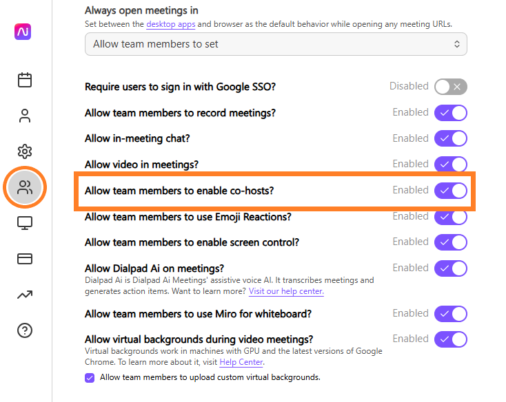 Settings menu showing options for enabling co-hosts and other meeting features.